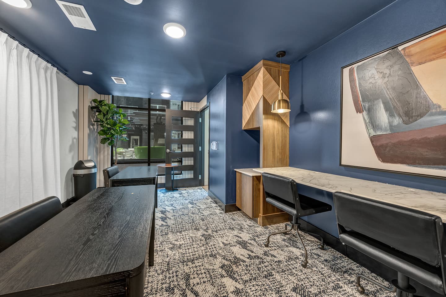 The-Assembly—Amenities—Study-Rooms-(8)